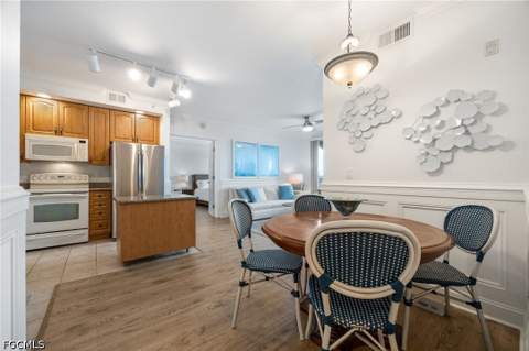2825 Palm Beach Blvd 618, Fort Myers FL - photo 13 of 50