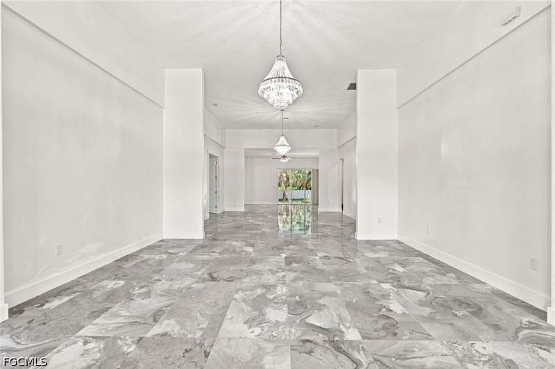 4 bedroom SingleFamilyResidence at 1853 Della Dr, Naples Farm Sites, Naples — photo 4