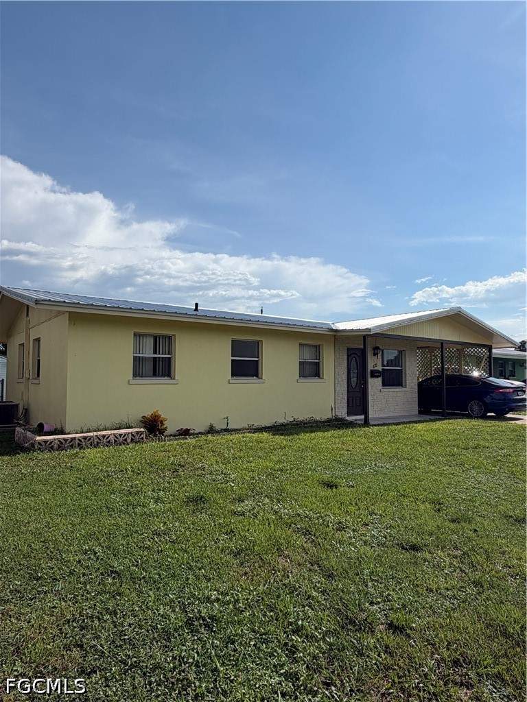 3 bedroom SingleFamilyResidence at 428 W Alverdez Ave, Clewiston, Clewiston — photo 2