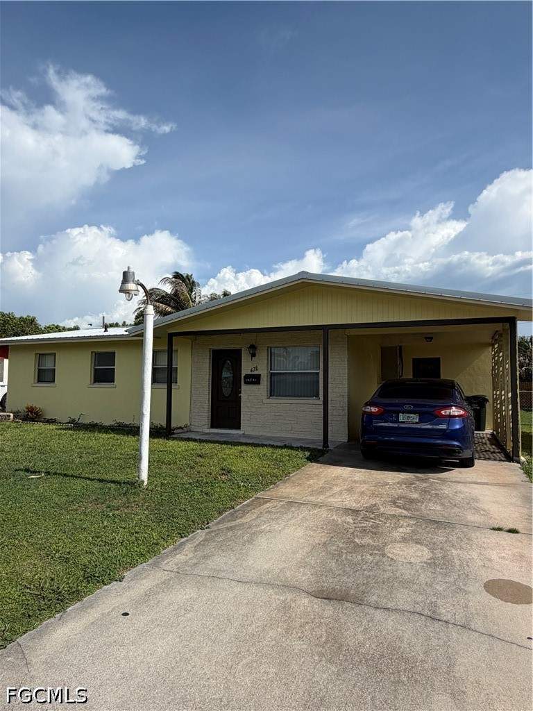 3 bedroom SingleFamilyResidence at 428 W Alverdez Ave, Clewiston, Clewiston — photo 3