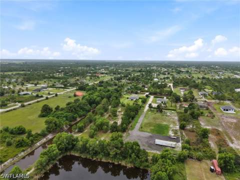3931 64th Ave NE, Naples FL - photo 11 of 35