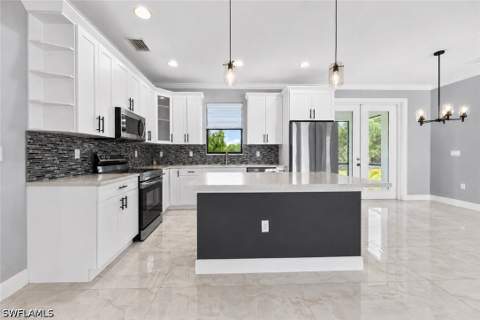 3931 64th Ave NE, Naples FL - photo 16 of 35