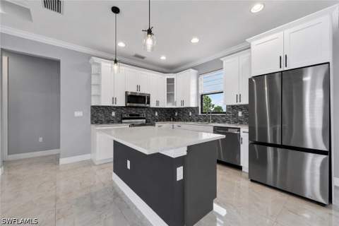 3931 64th Ave NE, Naples FL - photo 19 of 35