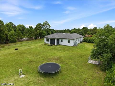 3931 64th Ave NE, Naples FL - photo 8 of 35