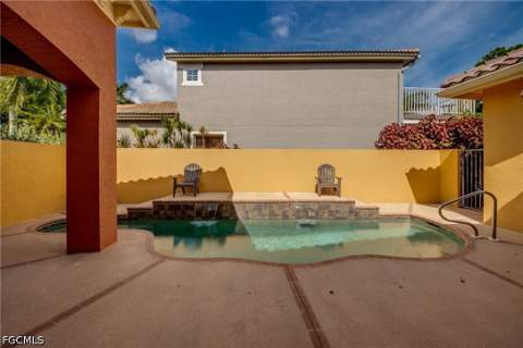 7533 Key Deer Ct, Fort Myers FL - photo 6 of 50