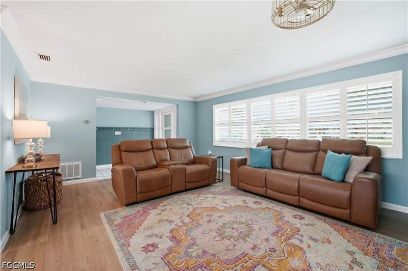 2 bedroom SingleFamilyResidence at 1024 El Mar Ave, Natoma Park, Fort Myers — photo 5