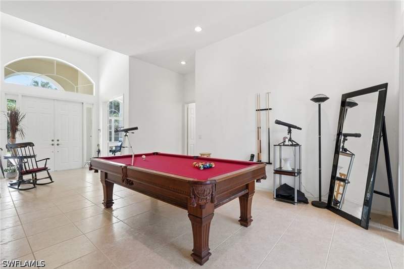 4 bedroom SingleFamilyResidence at 390 12th Ave NW, Golden Gate Estates, Naples — photo 3