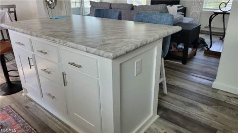 302 Shoreland Dr, Fort Myers FL - photo 6 of 30