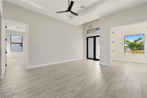 131 Kismet Pkwy E, Cape Coral FL - photo 6 of 33