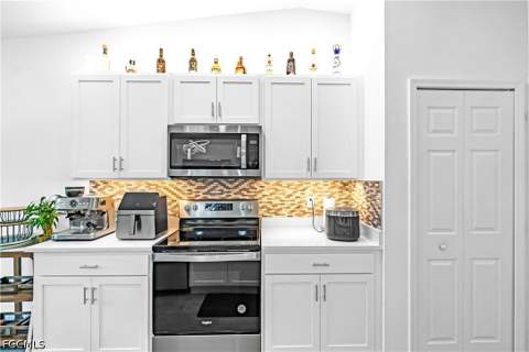 1307 SW 13th Ter, Cape Coral FL - photo 8 of 41