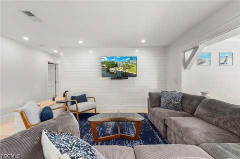 5310 Bayshore Ave, Cape Coral FL - photo 10 of 43