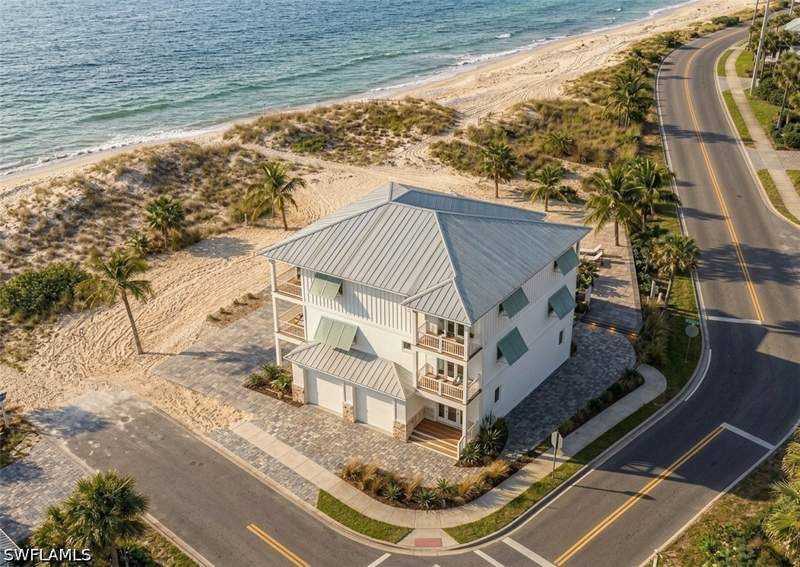 5 bedroom SingleFamilyResidence at 5698 Estero Blvd, McPhie Park, Fort Myers Beach — photo 3