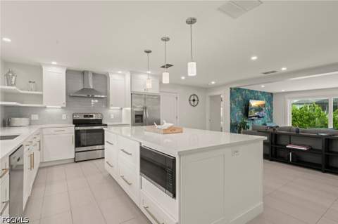 5305 Bayview Ct, Cape Coral FL - photo 7 of 39