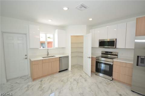 2267 French St, Fort Myers FL - photo 20 of 32