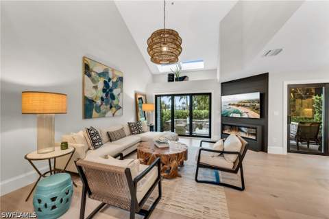 569 Park Shore Dr G5, Naples FL - photo 6 of 26