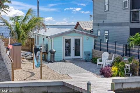 4278 Pine Island Rd NW, Matlacha FL - photo 10 of 40