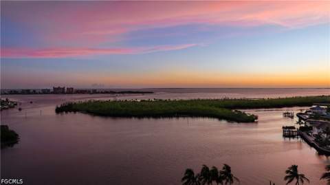 18120 San Carlos Blvd Ph2, Fort Myers Beach FL - photo 10 of 37