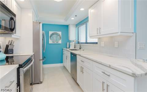 18120 San Carlos Blvd Ph2, Fort Myers Beach FL - photo 17 of 37