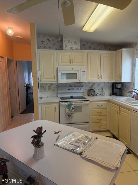 20631 River Dr, Estero FL - photo 8 of 15