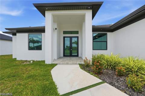 321 NE 15th Ter, Cape Coral FL - photo 7 of 42