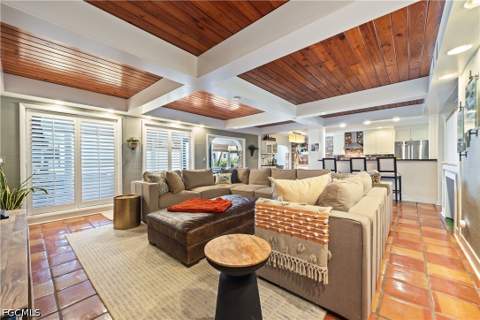 2430 McGregor Blvd, Fort Myers FL - photo 9 of 50