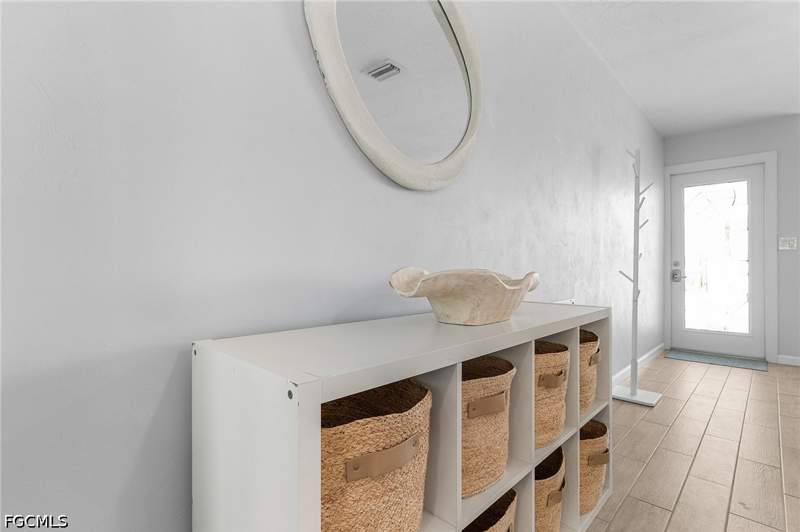 2 bedroom SingleFamilyResidence at 2709 Clyde St, Matlacha, Matlacha — photo 4