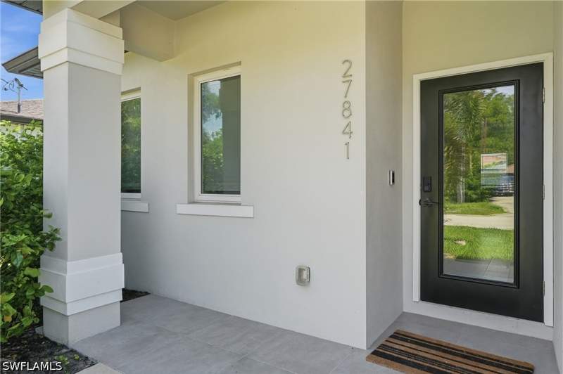3 bedroom Duplex at 27841 Wisconsin St, Heitmans, Bonita Springs — photo 2