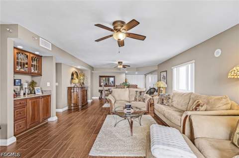 4745 Estero Blvd 201, Fort Myers Beach FL - photo 7 of 37