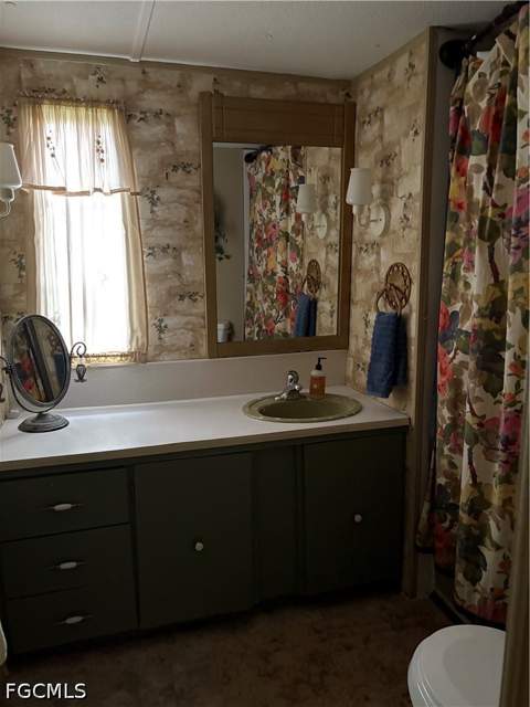3130 Mercury Ln, North Fort Myers FL - photo 14 of 31