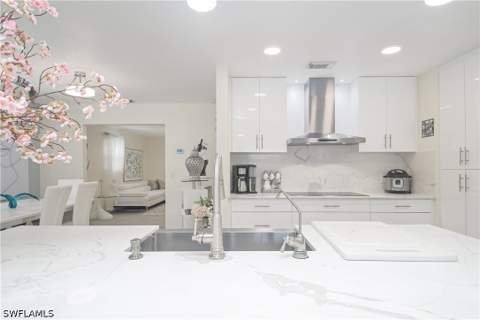 260 8th St NE, Naples FL - photo 12 of 50