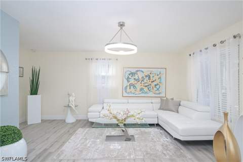 260 8th St NE, Naples FL - photo 15 of 50