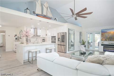 260 8th St NE, Naples FL - photo 6 of 50