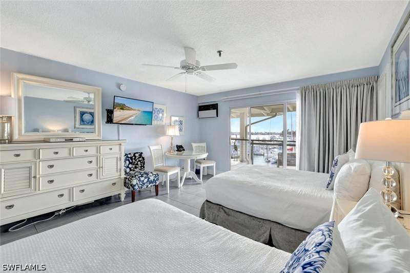 bedroom Condominium at 900 Broad Ave S 320, Cove Inn, Naples — photo 3