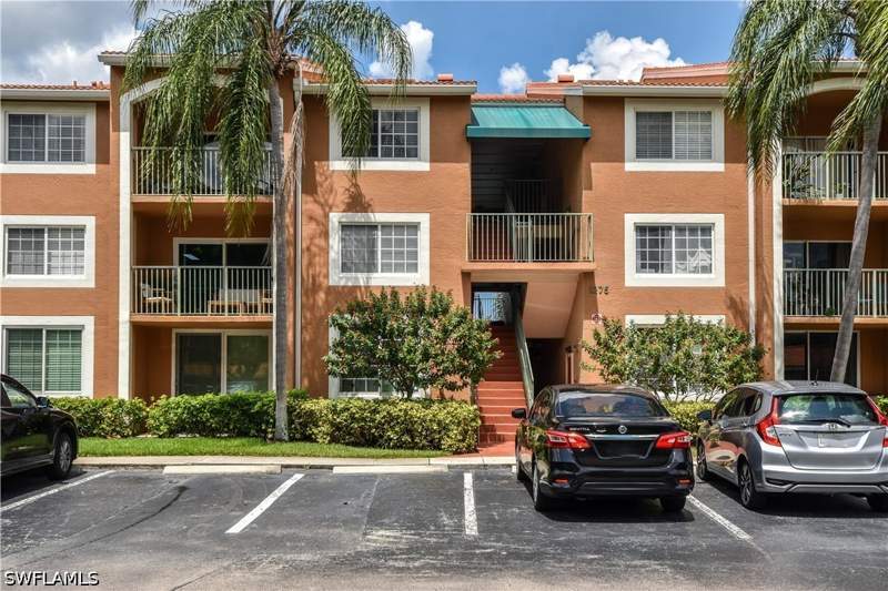 2 bedroom Condominium at 1275 Wildwood Lakes Blvd 303, The Enclave At Naples, Naples — photo 2