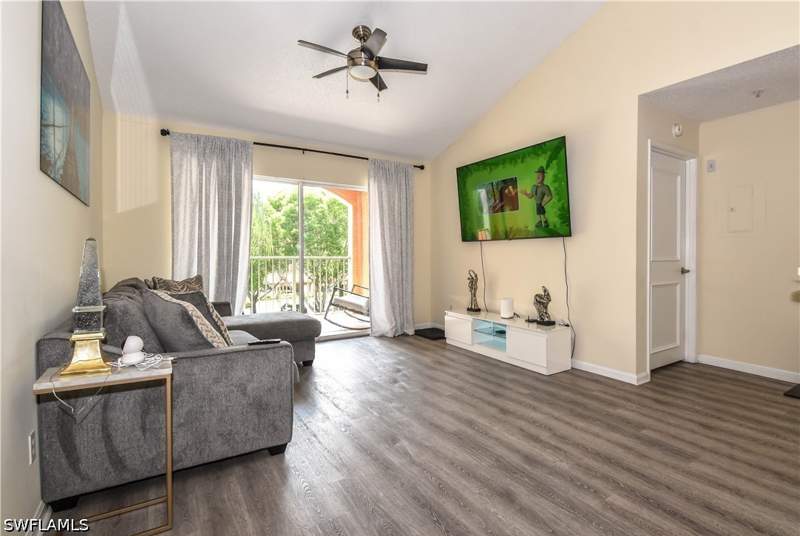2 bedroom Condominium at 1275 Wildwood Lakes Blvd 303, The Enclave At Naples, Naples — photo 4
