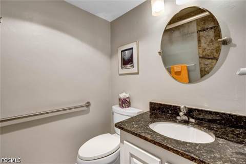 4586 Trawler Ct 304, Fort Myers FL - photo 18 of 47