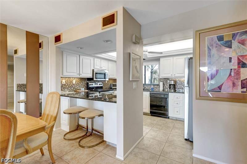 3 bedroom Condominium at 4586 Trawler Ct 304, Trawler Village, Fort Myers — photo 5