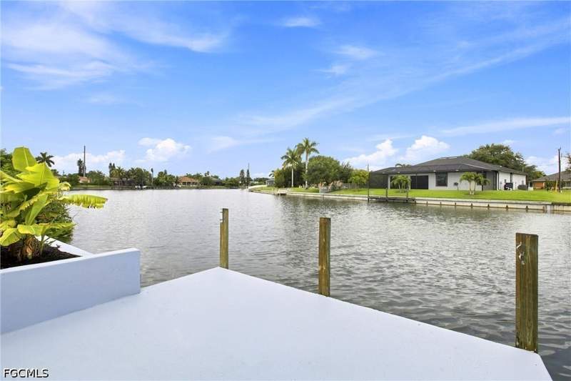 3 bedroom SingleFamilyResidence at 28 NE 19th Ct, Cape Coral, Cape Coral — photo 2