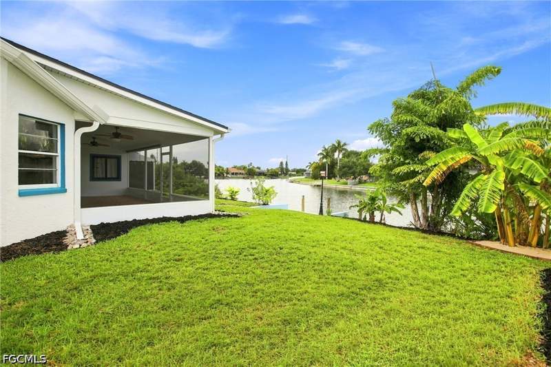 3 bedroom SingleFamilyResidence at 28 NE 19th Ct, Cape Coral, Cape Coral — photo 4