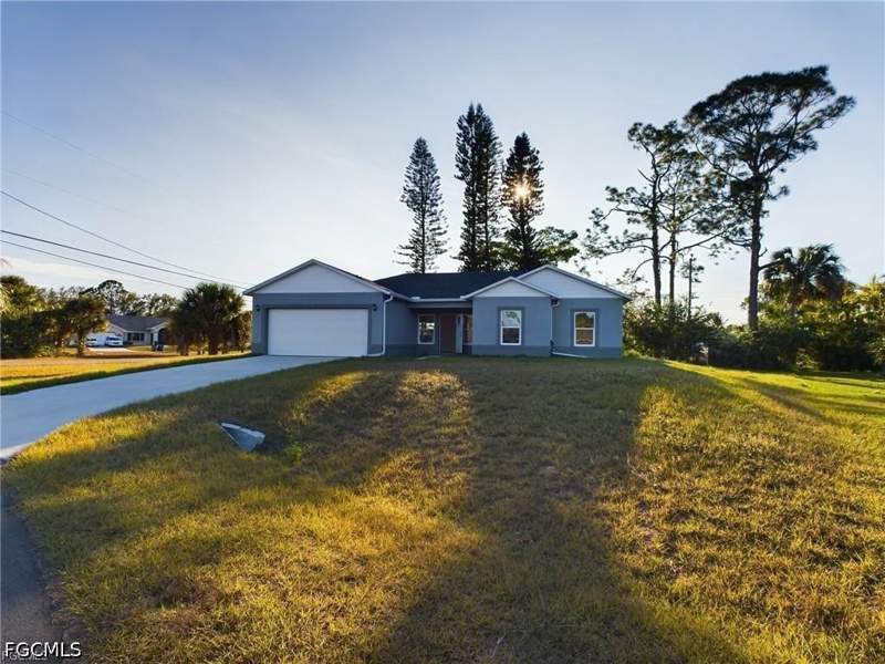 3 bedroom SingleFamilyResidence at 15 Hampton Ave, Lehigh Acres, Lehigh Acres — photo 4