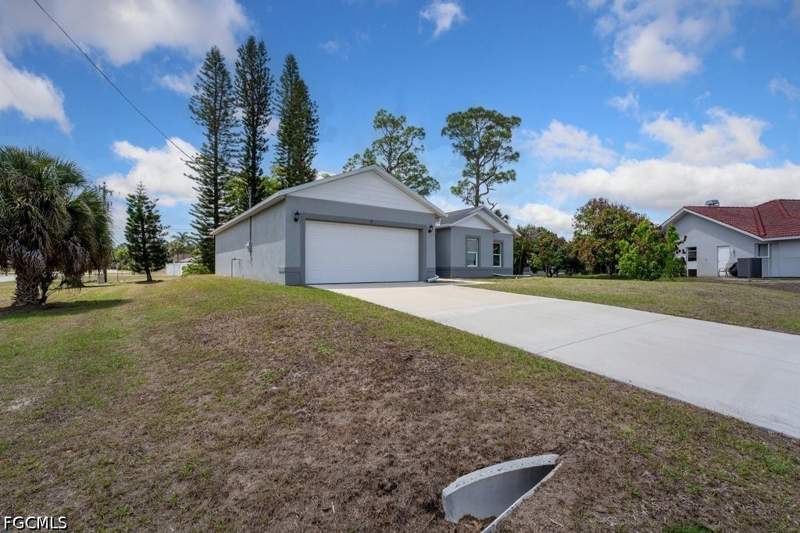 3 bedroom SingleFamilyResidence at 15 Hampton Ave, Lehigh Acres, Lehigh Acres — photo 5
