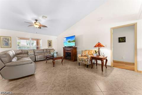 1805 SW 4th Ave, Cape Coral FL - photo 7 of 29