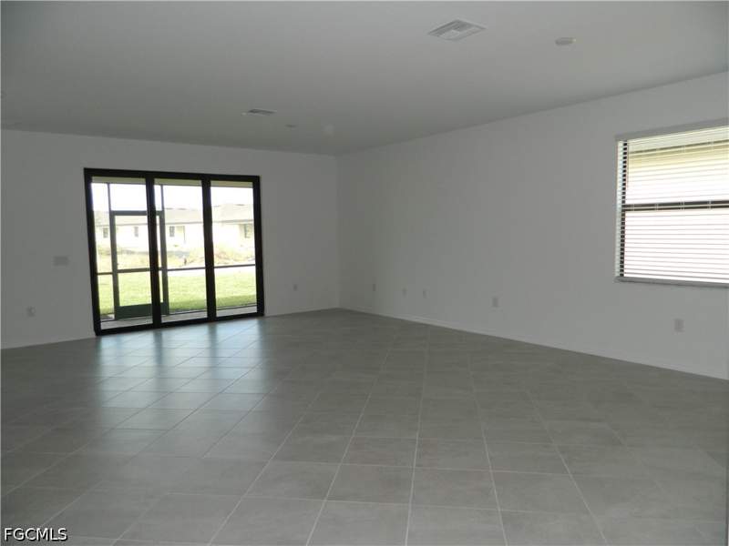 4 bedroom SingleFamilyResidence at 3447 Menores Way, Portico, Fort Myers — photo 4