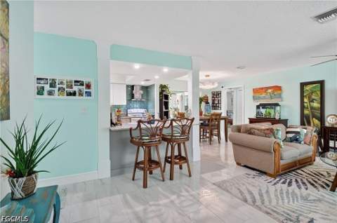 4638 Vinsetta Ave, North Fort Myers FL - photo 11 of 50
