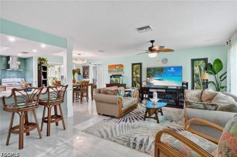 4638 Vinsetta Ave, North Fort Myers FL - photo 12 of 50