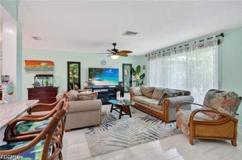 4638 Vinsetta Ave, North Fort Myers FL - photo 13 of 50