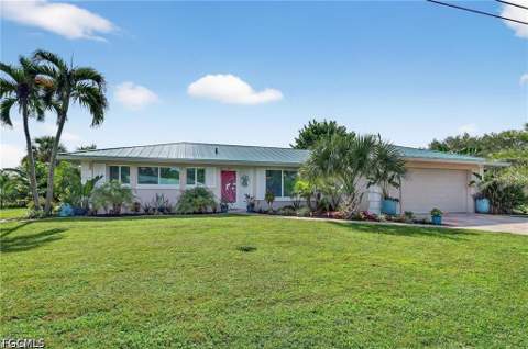 4638 Vinsetta Ave, North Fort Myers FL - photo 7 of 50