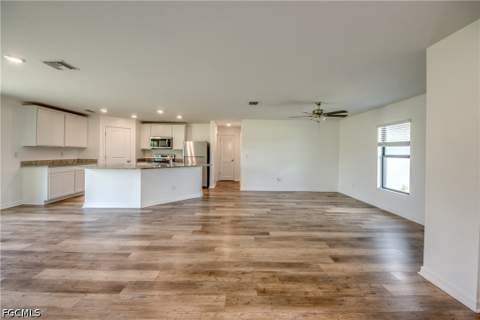 861 Winwood Cir, Fort Myers FL - photo 7 of 30