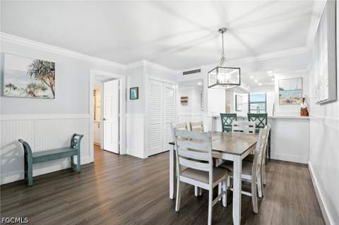 440 Seaview Ct 201, Marco Island FL - photo 14 of 41