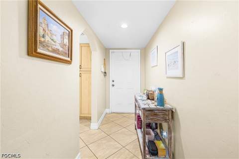 4708 SW 8th Pl 105, Cape Coral FL - photo 10 of 36
